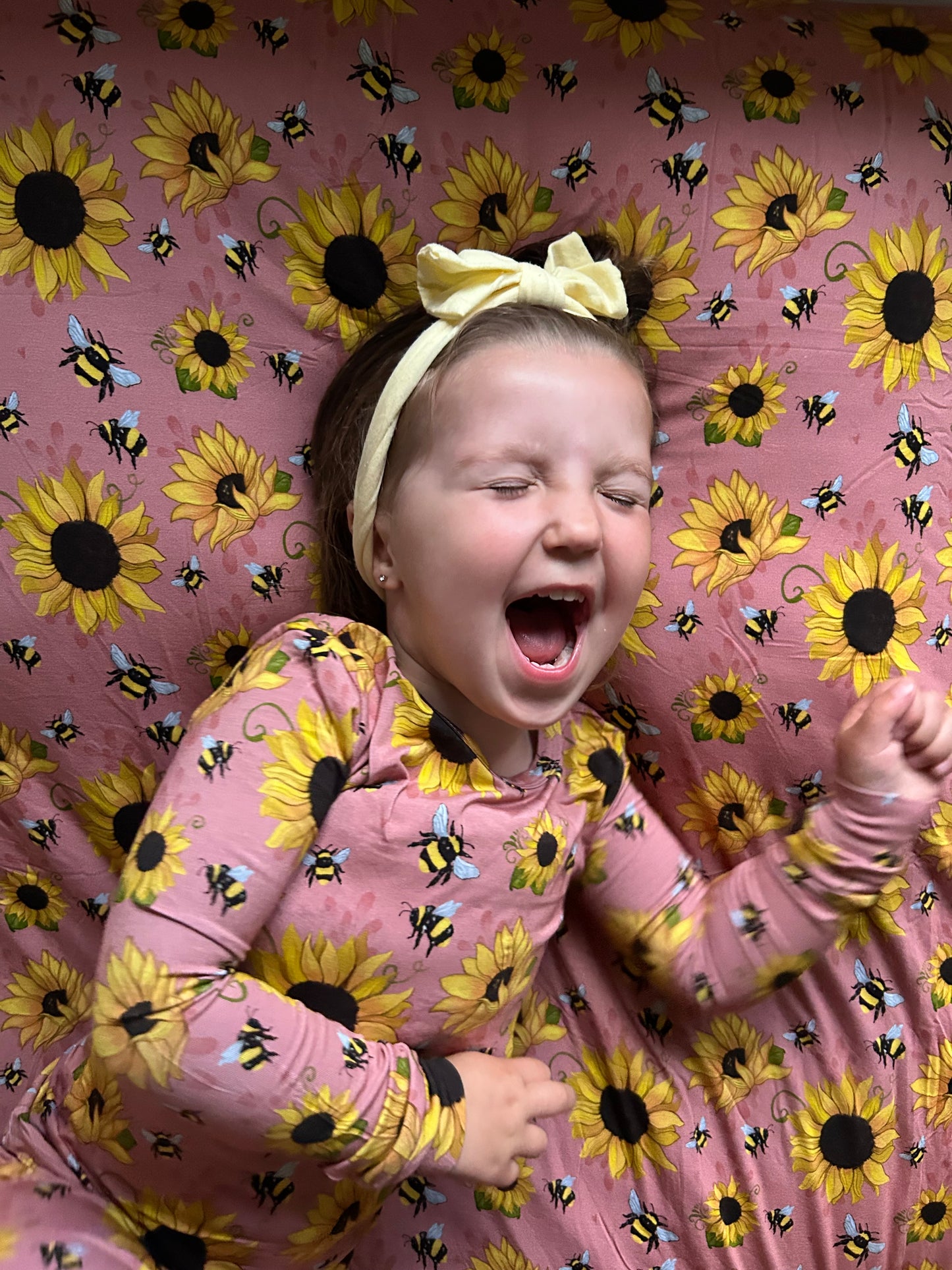 Elli's Bees Cuddle Me Blankie